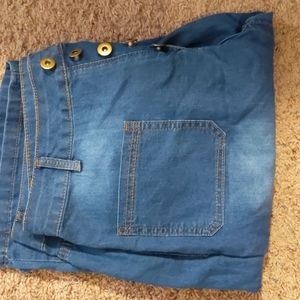 High waisted jeans
